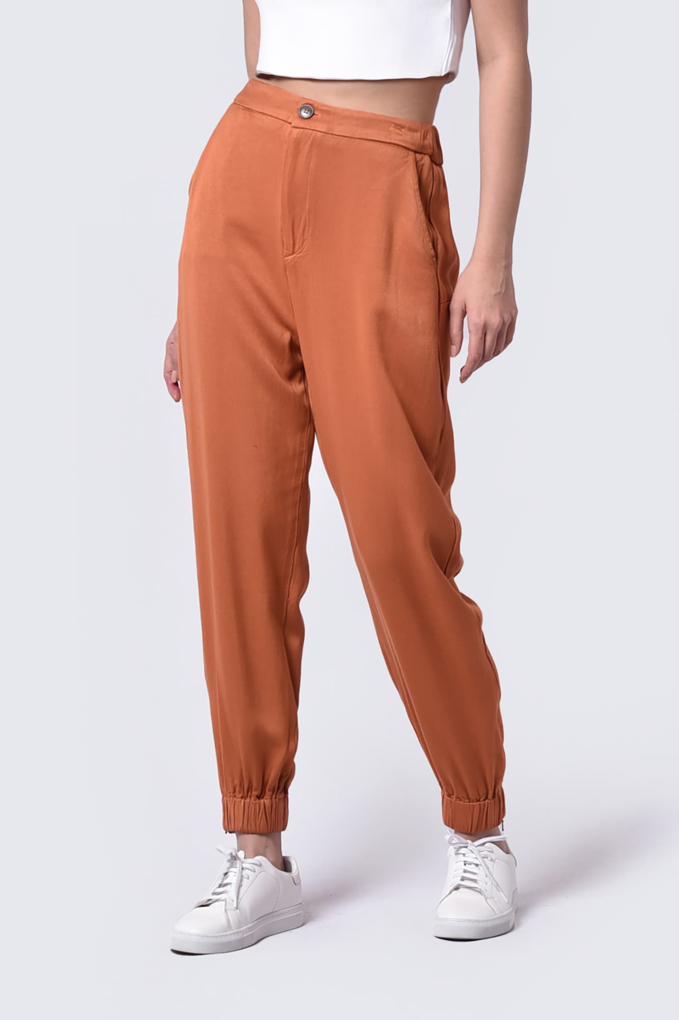 شلوار پارچه ای ساده زنانه