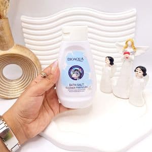 نمک بدن شیر الاغ حجم 430 گرم برند بیوآکوا