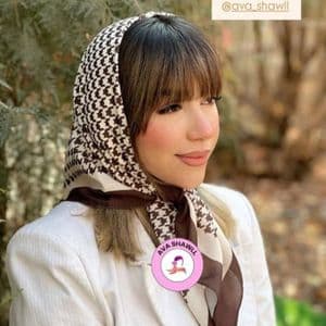 مینی اسکارف نخی موکا طرحدار طرح پیچازی قواره 75