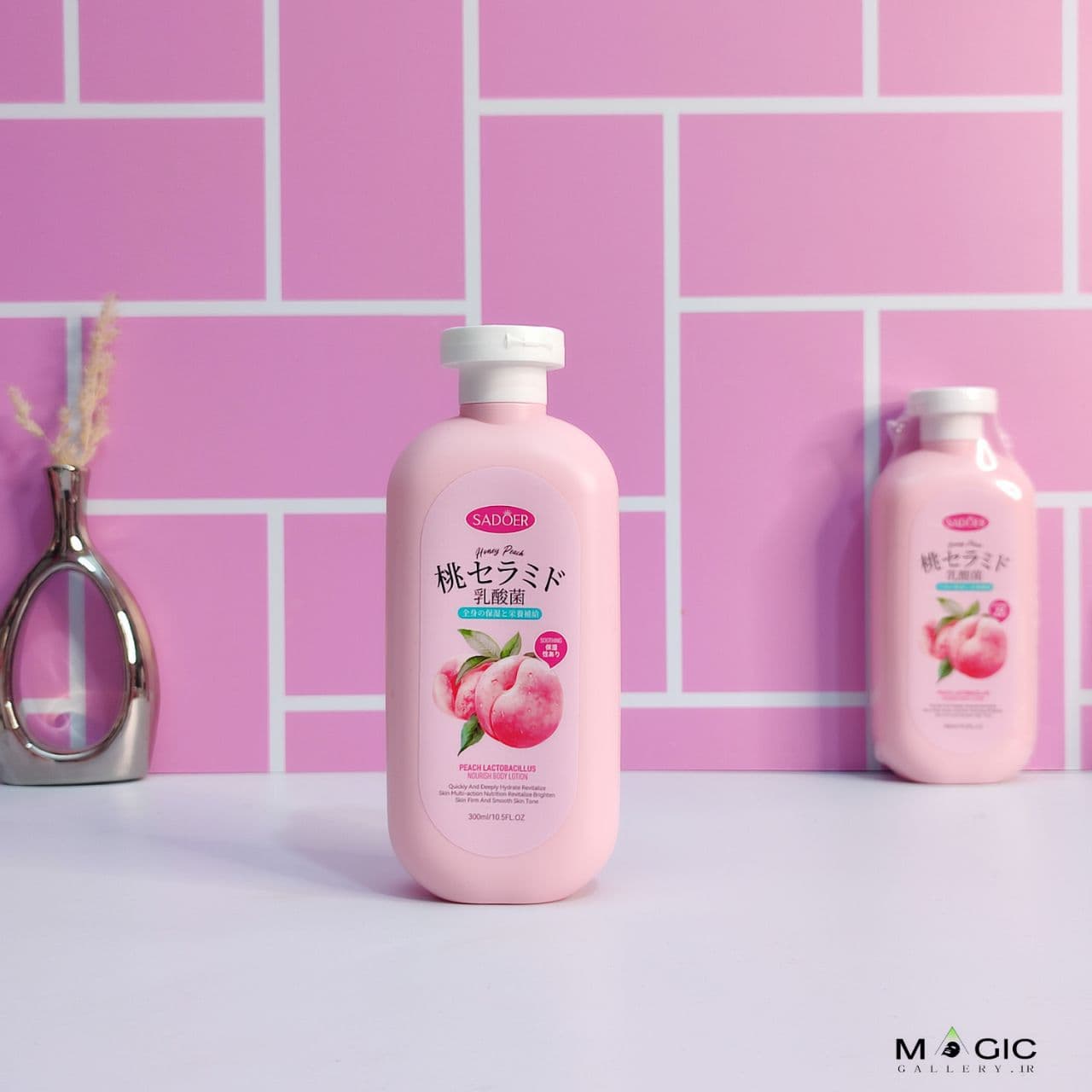 لوسیون بدن هلو عسلی سادور مدل PEACH LACTOBACILLUS حجم ۳۰۰ میل | مرطوب کننده و نرم کننده پوست