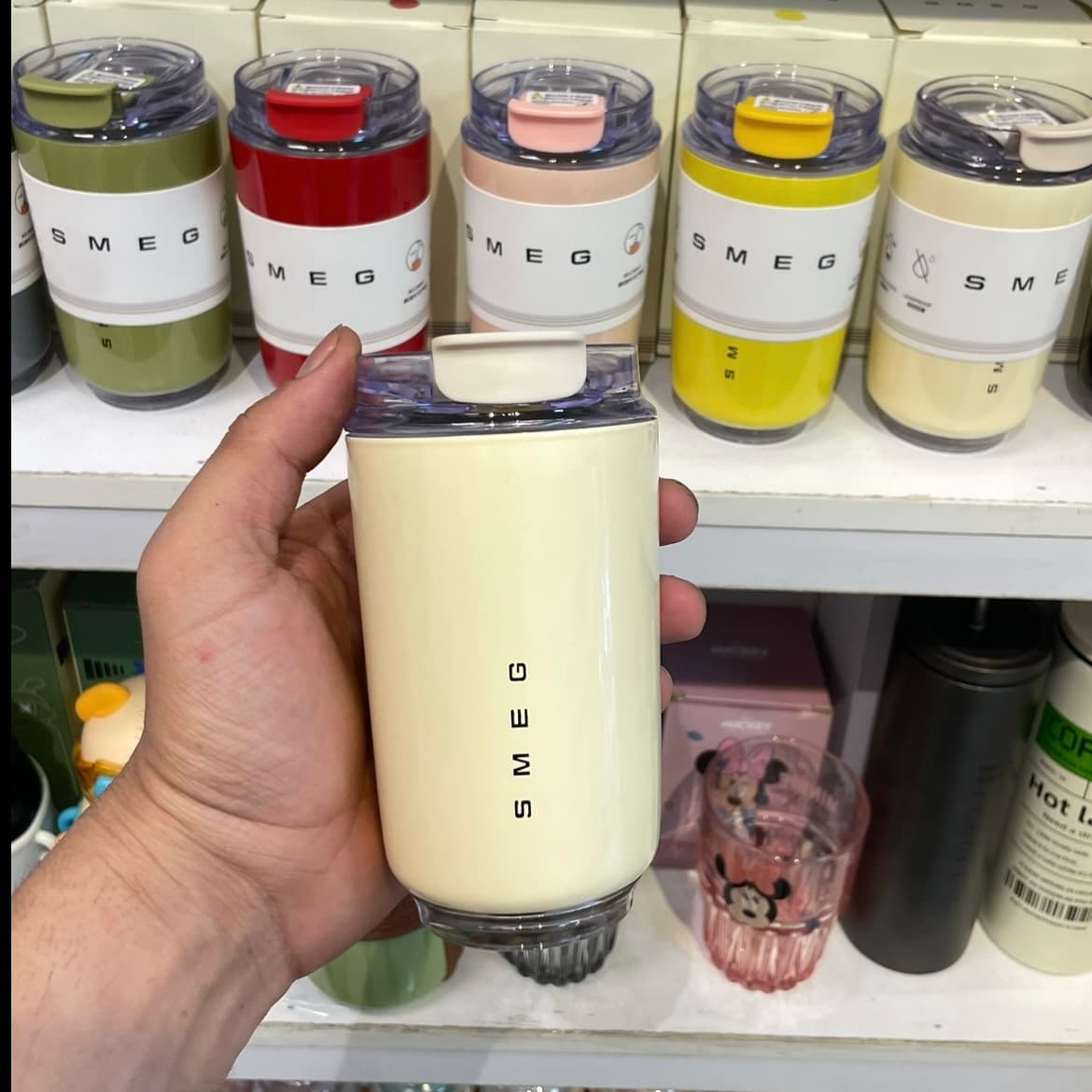 تراول ماگ اسمگ مدل Wall Mug ظرفیت ۲۴۰ میلیلیتر کرم (اورجینال)