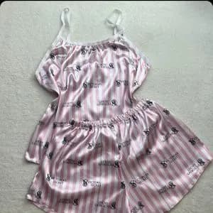 تاپ و شلوارک راحتی ساتن