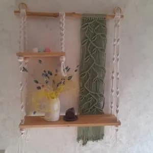 شلف چوبی دو طبقه مکرومه بافی طرح سوسن