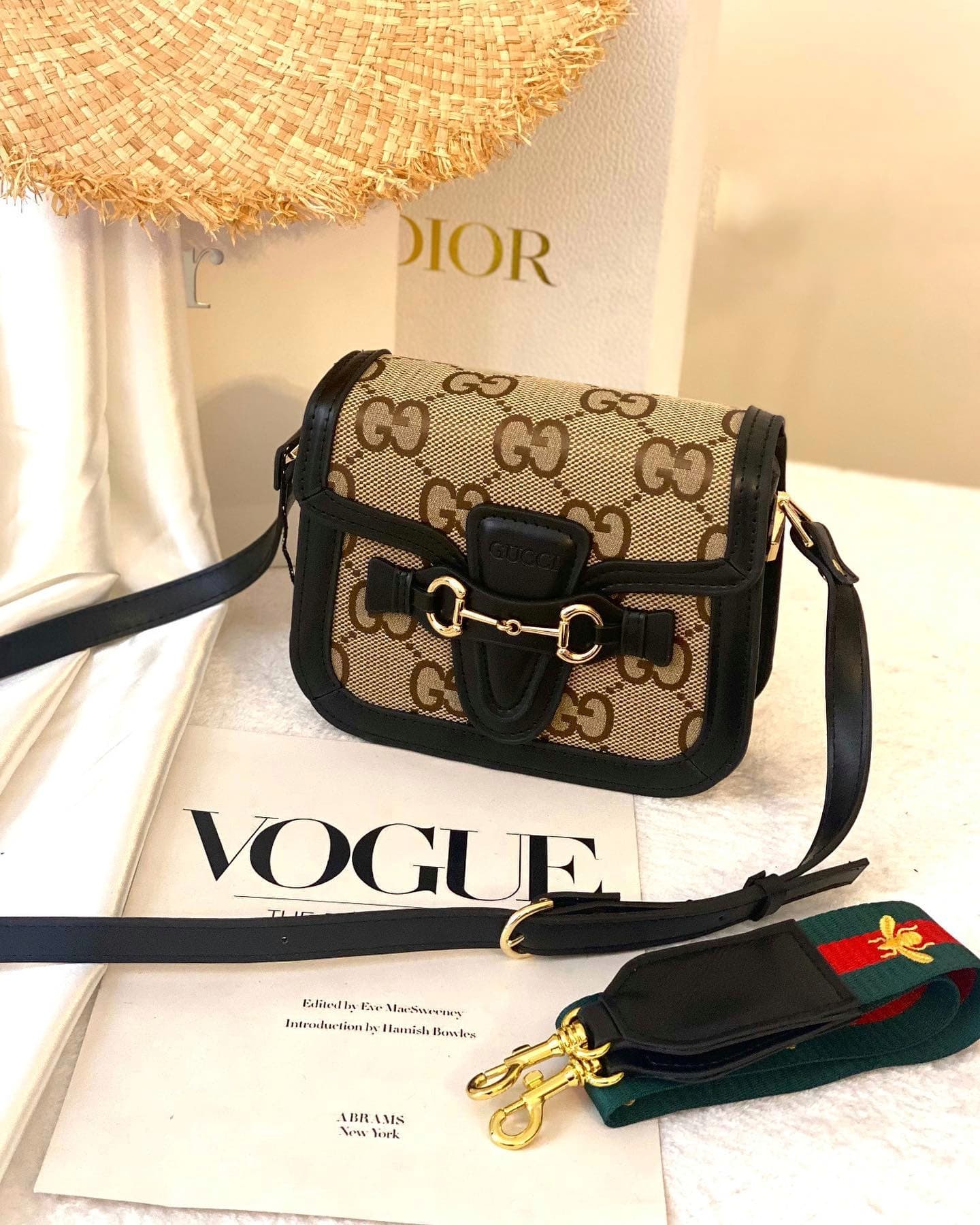 کیف پاسپورتی زنانه دستی و دوشی اسپرت روزانه دخترانه فانتزی مجلسی مارک گوچی gucci خارجی a++